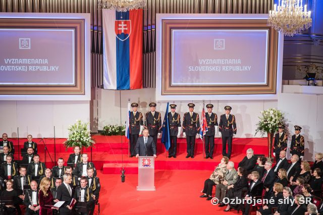 Udelenie štátnych vyznamenaní