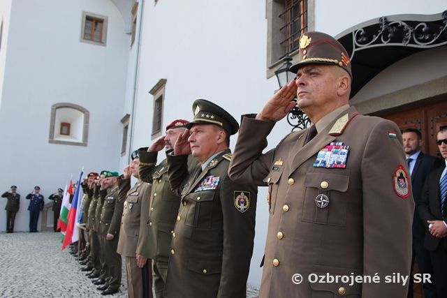 Generálporučík Zmeko: „Spolupráca pri príprave vojenských zdravotníkov, ako aj rozvoj špeciálnych síl má presah na ich nasadenie v prospech civilného obyvateľstva aj v čase mieru“