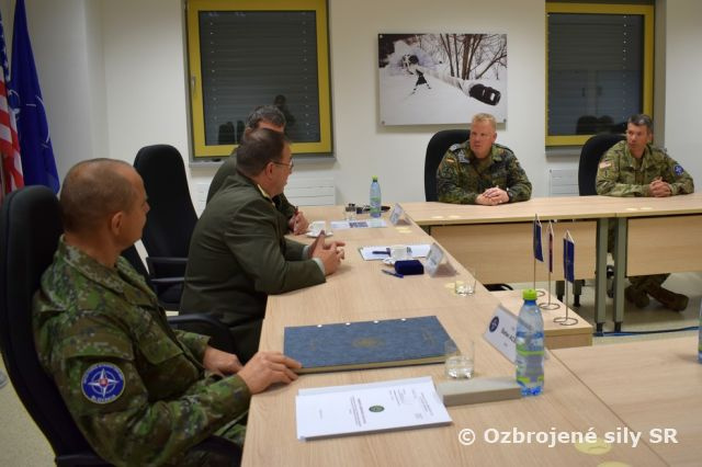 Generálmajor Pokorný navštívil NFIU