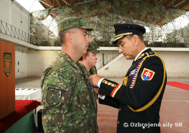 Slávnostný nástup útvaru pri príležitosti Dňa OS SR