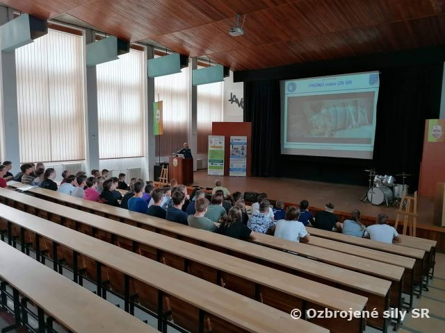 Prezentácia 2.bVzS na stredných školách