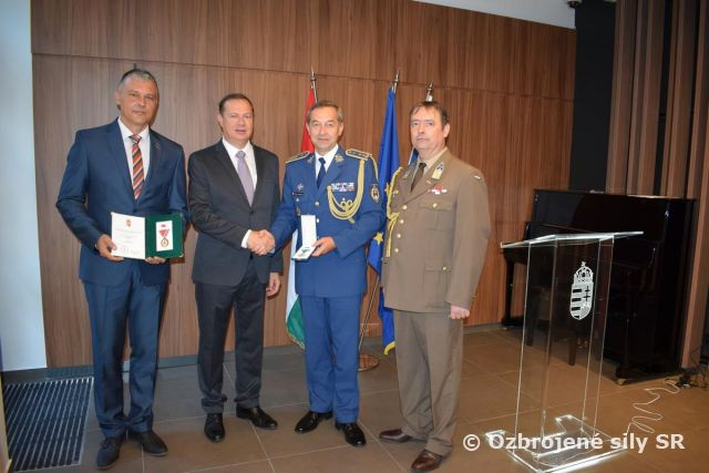 Ocenenie maďarským ambasádorom