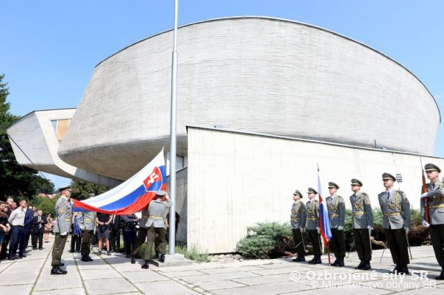 Ozbrojené sily na centrálnych oslavách SNP v Banskej Bystrici