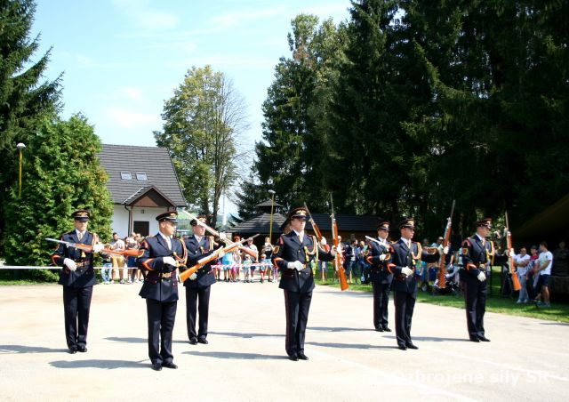 Čestná stráž prezidenta SR súčasťou podujatia Orava 1944