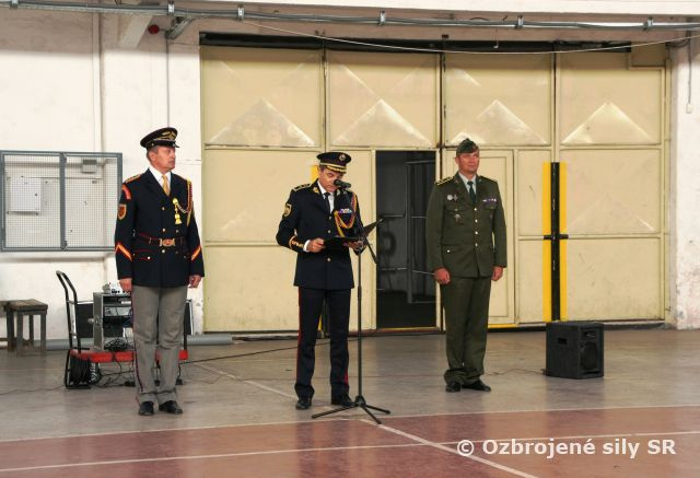 Slávnostný nástup útvaru 