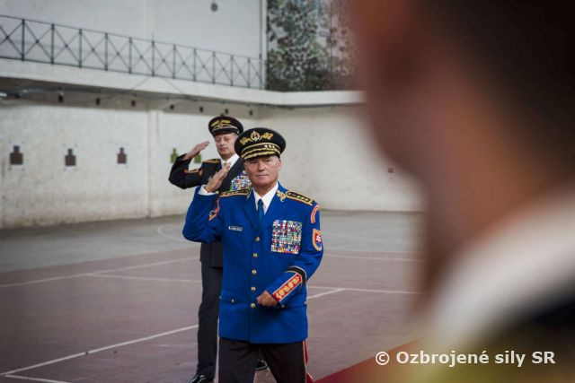 Slávnostný nástup útvaru pri príležitosti odchodu náčelníka VK PSR