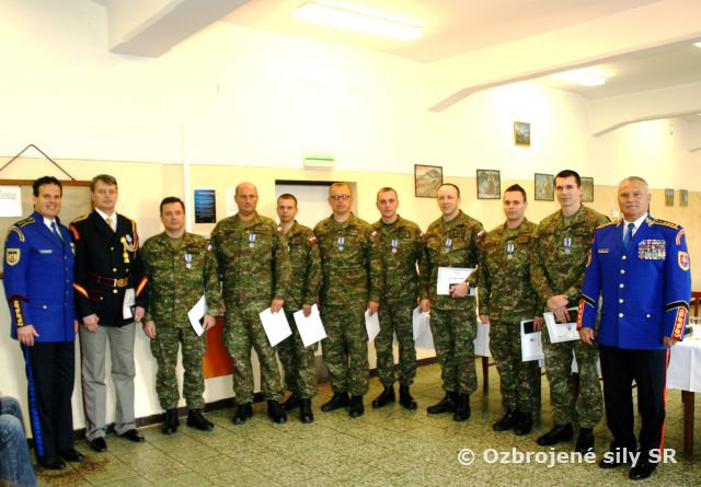 Slávnostné zhromaždenie útvaru pri príležitosti 10. výročia vstupu do NATO