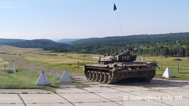 Streľby strelcov tankov z vložnej zbrane