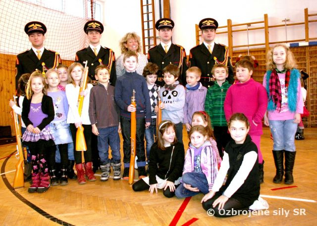 ČS PSR spestrila svojím vystúpením odovzdávanie polročného vysvedčenia