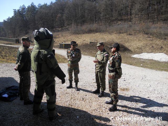 Indický predstavitelia na návšteve u NC EOD a RCHBO