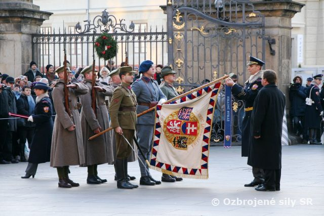 Oslavy 94. výročia Hradní stráže