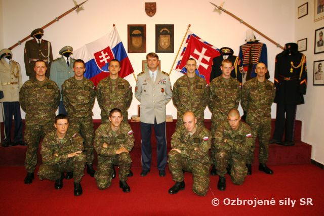 Nové posily v radoch čestnej stráže