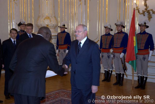 Noví veľvyslanci na prijatí u prezidenta  