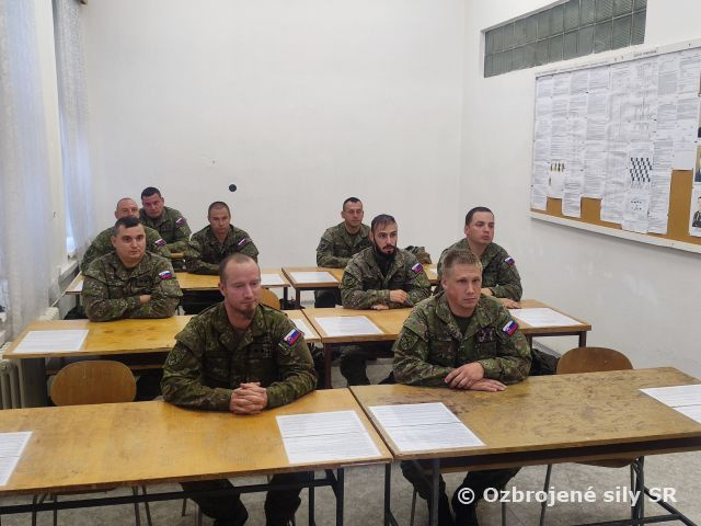 Ukončenie kurzu vodičov tanku T-72 M1