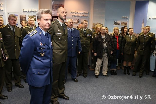 Generál Maxim ocenil odchádzajúcich vojakov