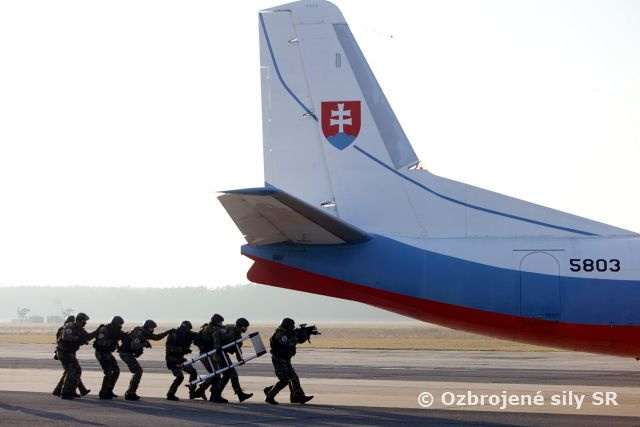 Generál Maxim na cvičení RENEGÁT