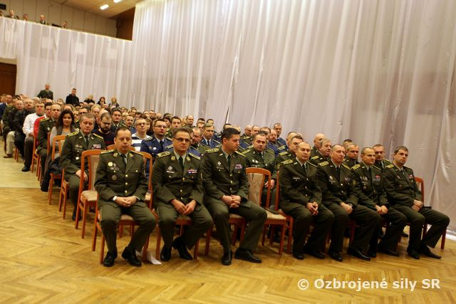 Príslušníci generálneho štábu si pripomenuli Deň boja za slobodu a demokraciu