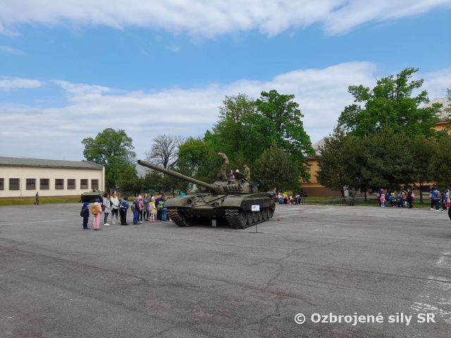Aktivita na podporu pozitívnej prezentácie a zvyšovania dôveryhodnosti OS SR