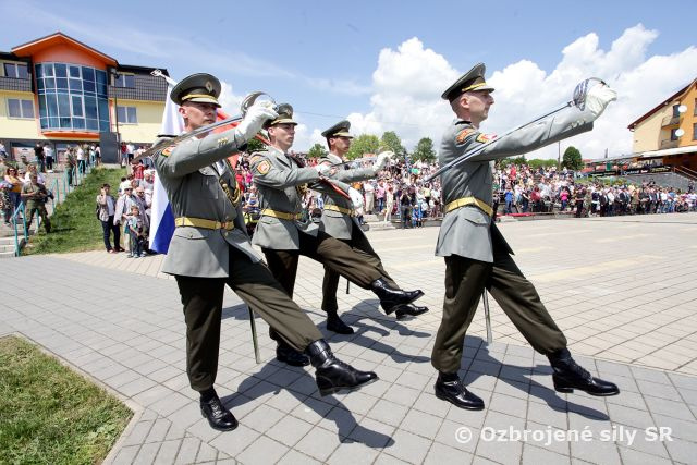 Deň detí s ozbrojenými silami na Orave