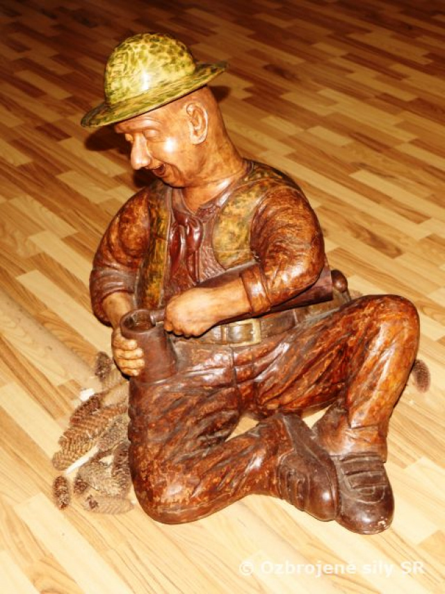 Náčelník GŠ OS SR vzdal hold a úctu handicapovaným umelcom