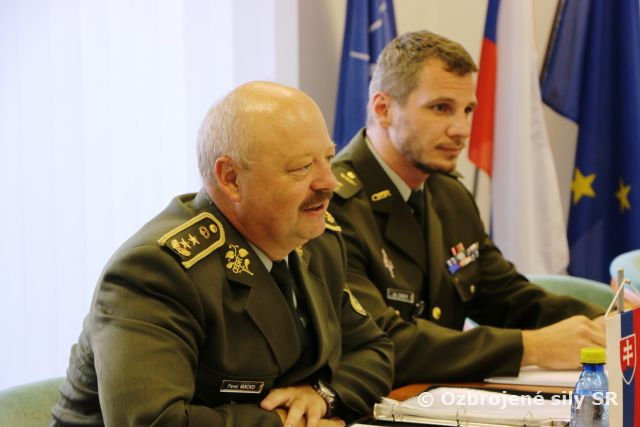 1. zástupca NGŠ prijal pridelencov obrany akreditovaných v SR