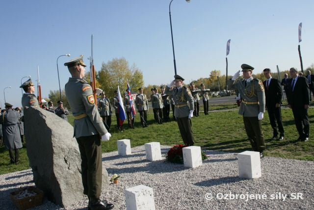 Úcta padlým vojnovým veteránom