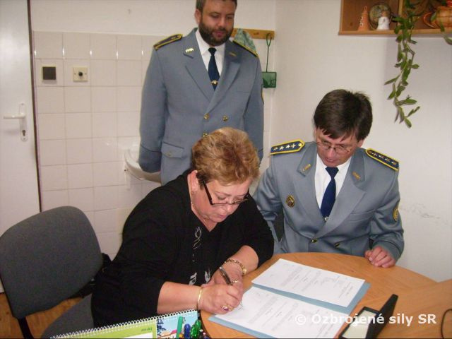 Odovzdanie finančnej zbierky bvrps