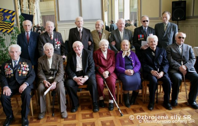 Úcta veteránom odboja