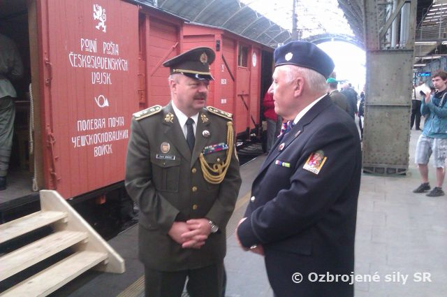 Legiovlak vyrazil na svoju púť po Českej a Slovenskej republike