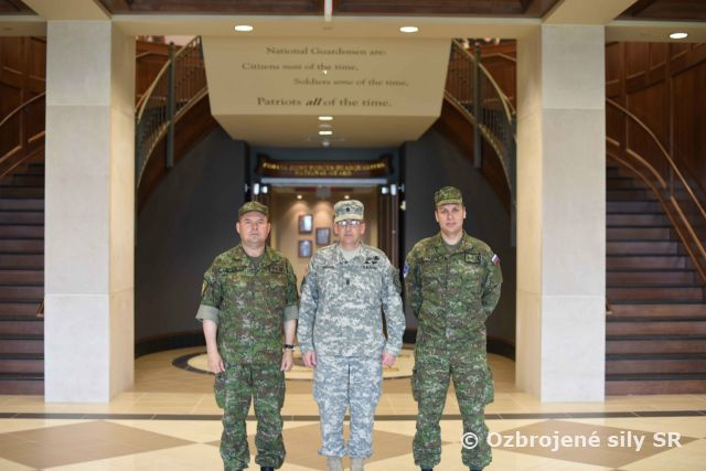 Hlavný poddôstojník OS SR Vladimír Beluš pracovne odcestoval do Spojených štátov amerických