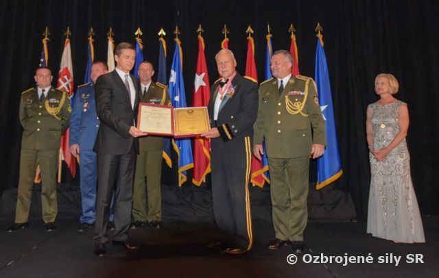 Generálporučík Maxim čestným občanom Indiany