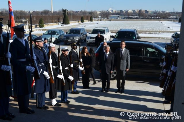 M. Glváč: Americký minister obrany ocenil, že zvyšujeme výdavky na modernizáciu a rozvoj