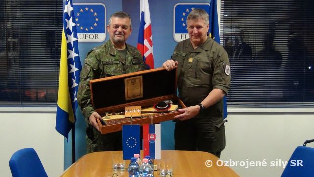 Náčelník Generálneho štábu OS SR navštívil slovenský kontingent v Bosne a Hercegovine