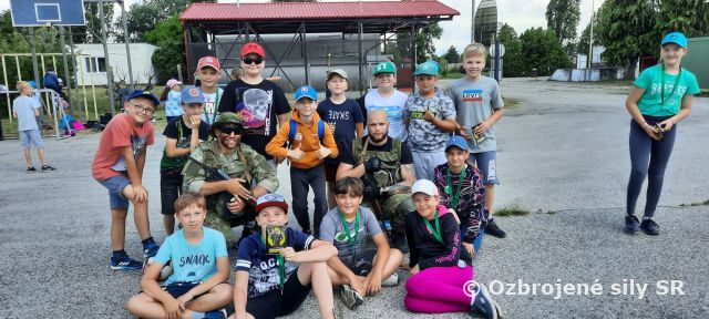 Aktivity 2. brigády vzdušných síl pre verejnosť