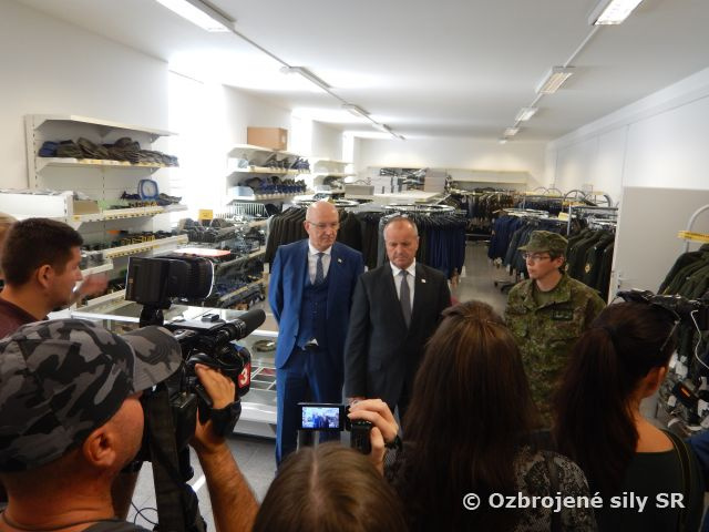 Návšteva ministra obrany SR a slovenských médií 