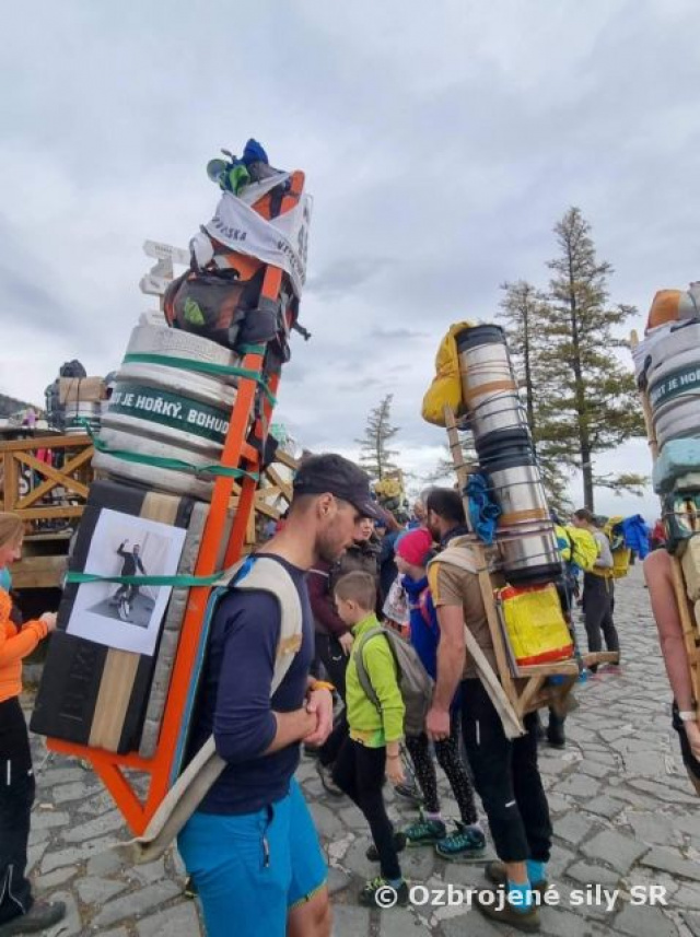 Pre kamaráta až hore