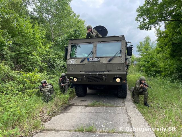 Cvičenie preverilo príslušníkov práporu