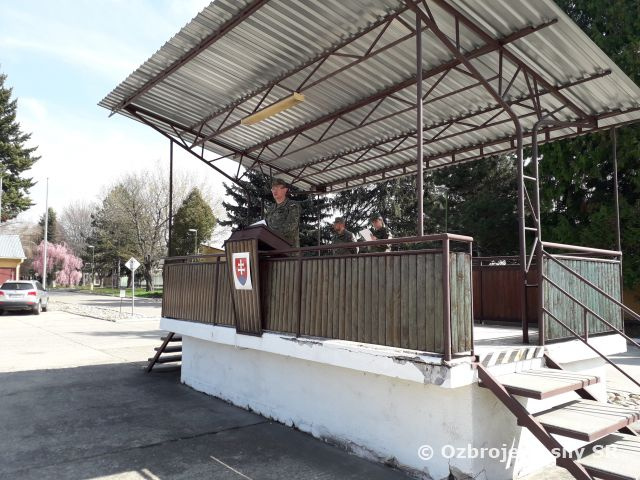 Slávnostný nástup k 15. výročiu vstupu Slovenskej republiky do severoatlantickej aliancie NATO