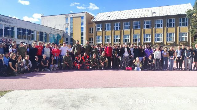 Účelové cvičenie z brannej prípravy a aktivity na podporu regrutácie zvolenskej brigády