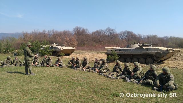 Sústredený výcvik najnižších veliteľov – poručíkov