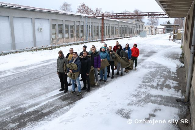 Začatie základného vojenského výcviku v Martine