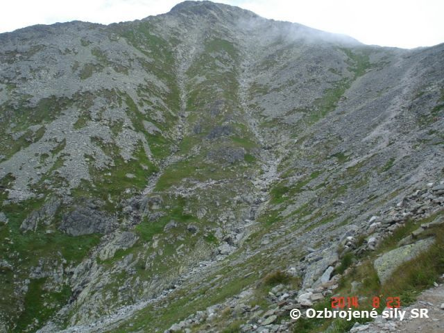 Profesionálni vojaci 2. mechanizovanej brigády vystúpili na Kriváň