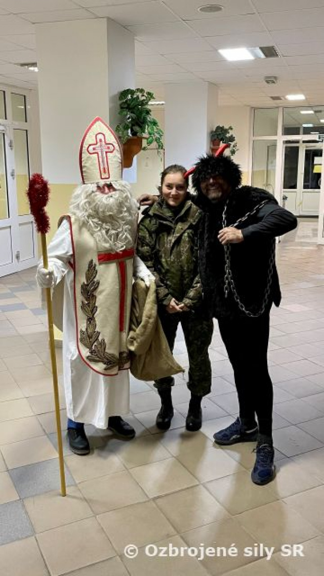 Mikuláš v Základni výcviku a mobilizačného doplňovania