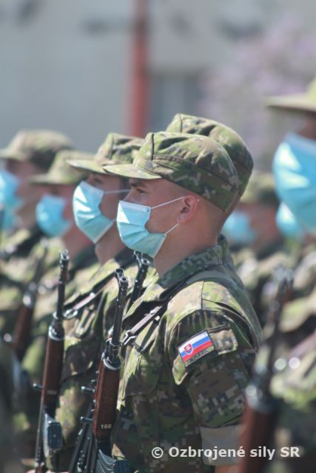 Vojenská prísaha v Základni výcviku a mobilizačného doplňovania Martin