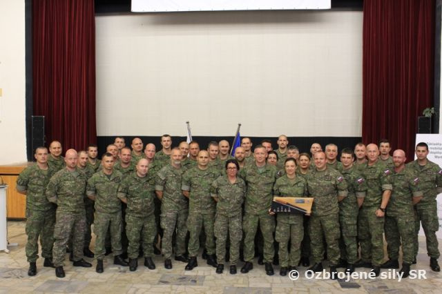 Slávnostné vyradenie Ďalšieho odborného výcviku