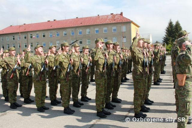 Vojenská prísaha v Základni výcviku a mobilizačného doplňovania Martin