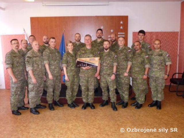 Slávnostné vyradenie absolventov Kurzu pre inštruktorov