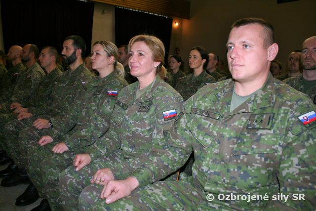 Ukončenie Poddôstojníckych kurzov OR-6 a OR-7 