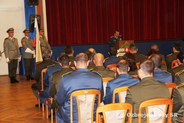 17. november - symbol boja za ideály slobody a demokracie