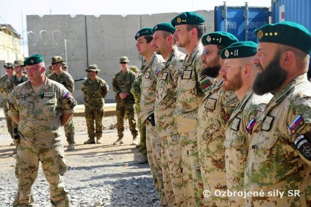 Slovenskí vojenskí poradcovia ukončili svoje pôsobenie v Afganistane